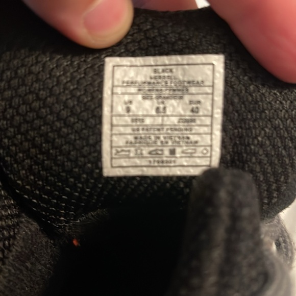 Merrell womens size 9 hiking shoe with dry technology - Picture 5 of 5